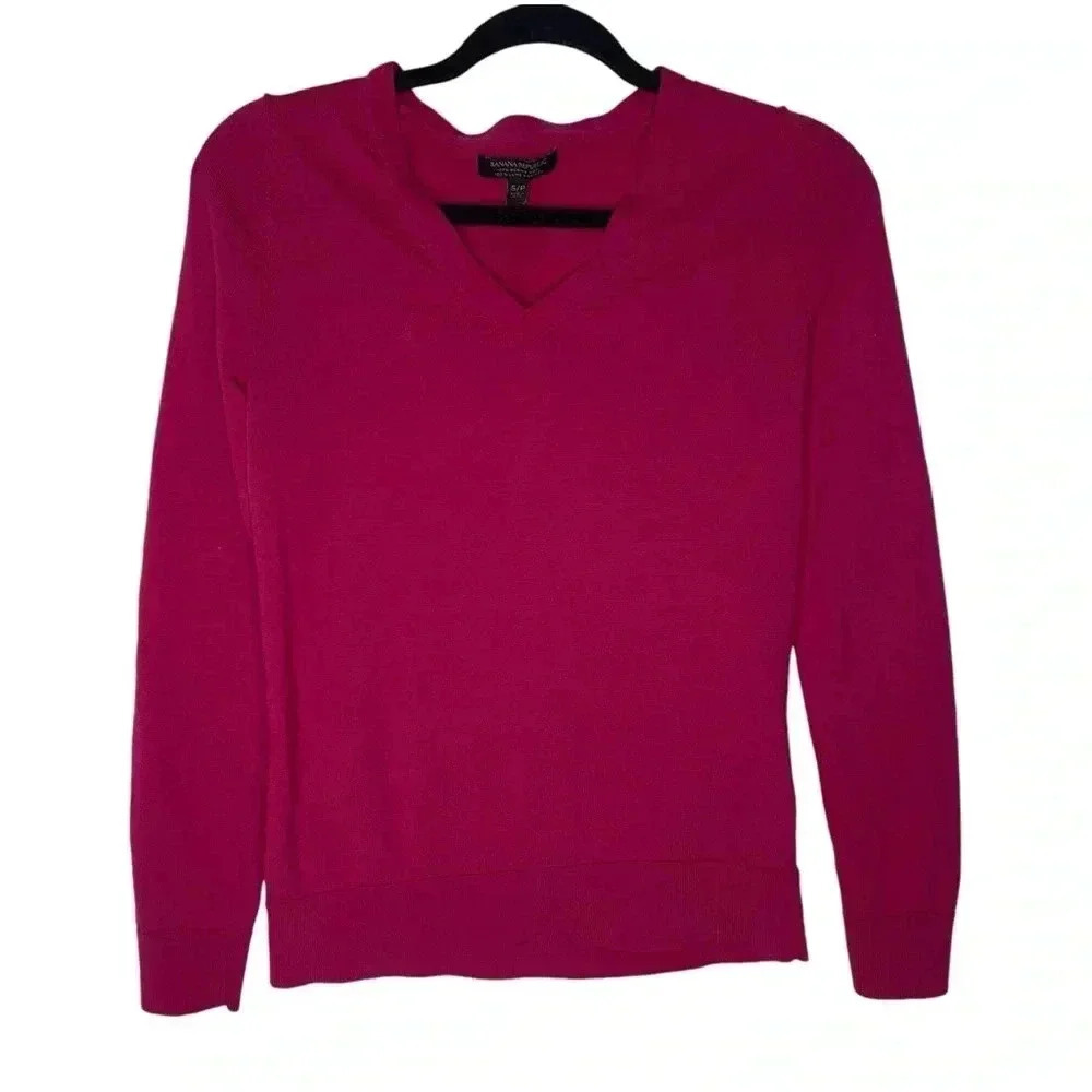 Banana Republic 100% Merino Wool V-Neck Long Sleeve Knit Sweater Pink Size Small